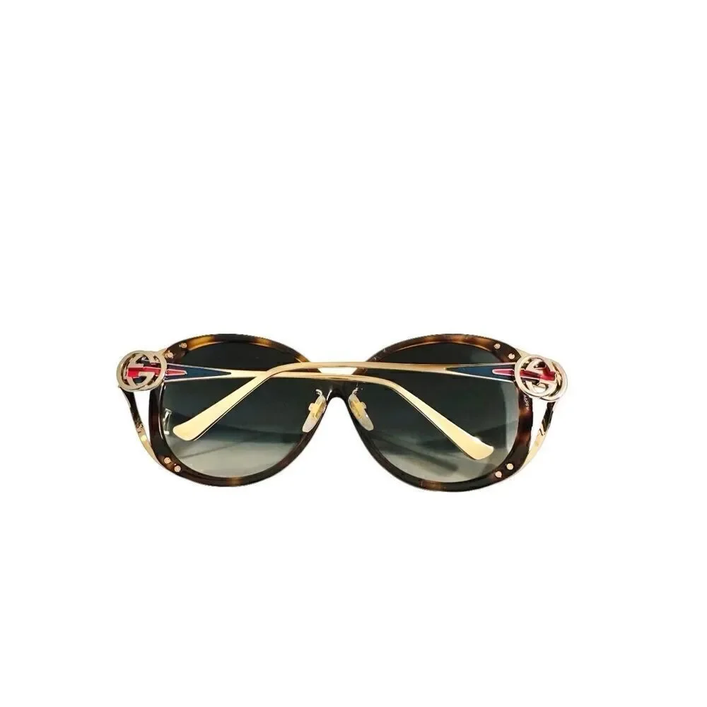 Gucci oversize sunglasses